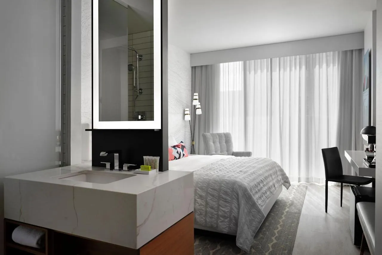 Le Meridien Denver Downtown contacts