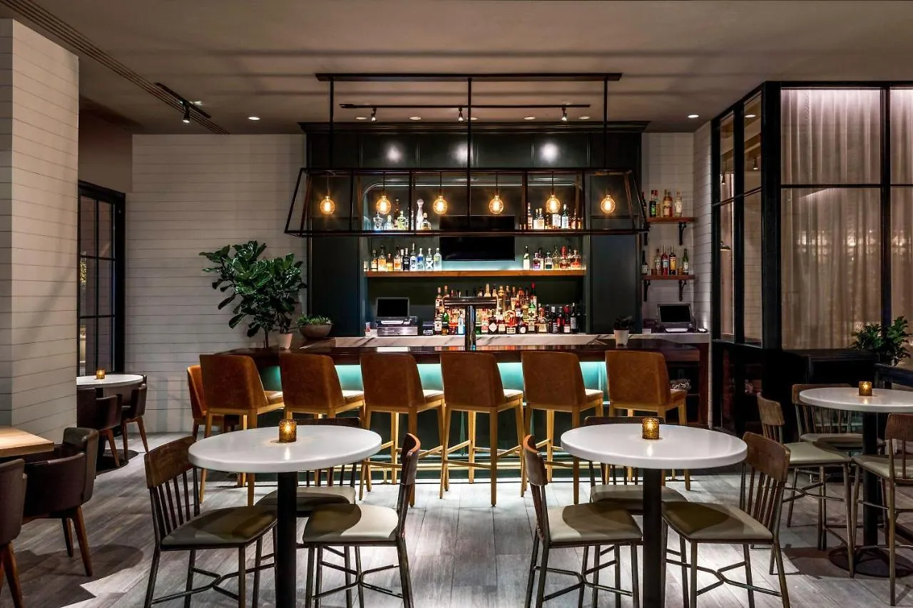 Le Meridien Denver Downtown